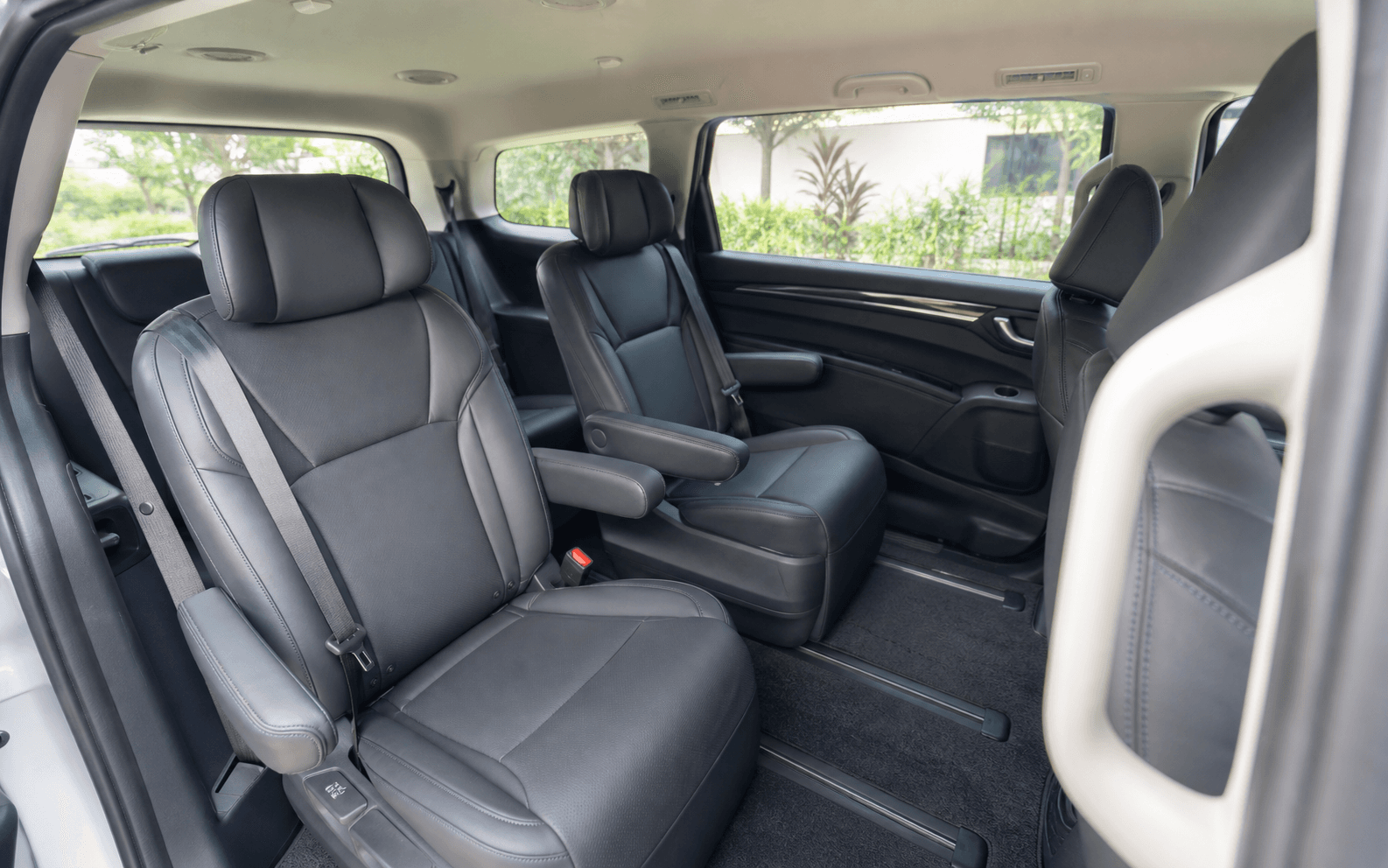 Representative MPV seats for Mount Austin group trip