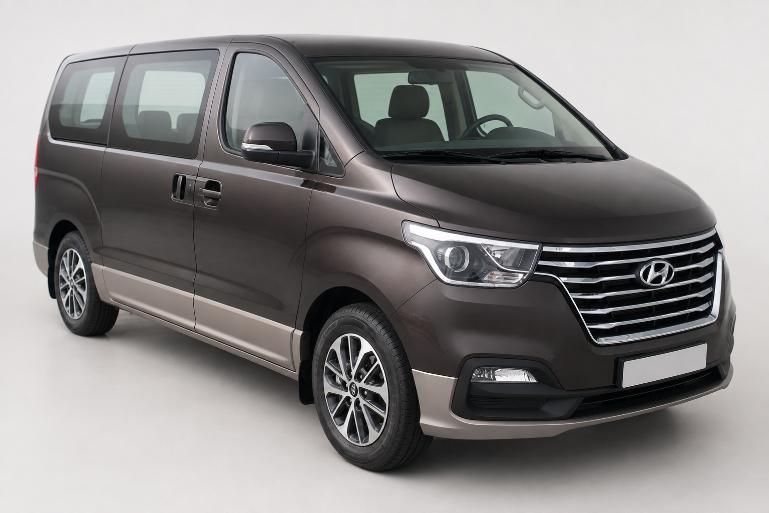 Hyundai Grand Starex digitally retouched reference